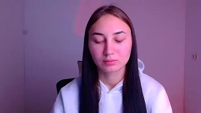 Jennifer Blum online show from 01/06/25, 06:25