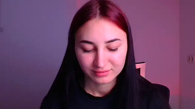 Jennifer Blum online show from 02/09/25, 06:16