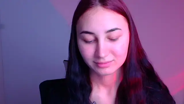 Jennifer Blum online show from 02/12/25, 06:08