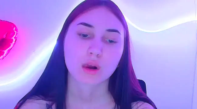 Jennifer Blum online show from 02/25/25, 09:24