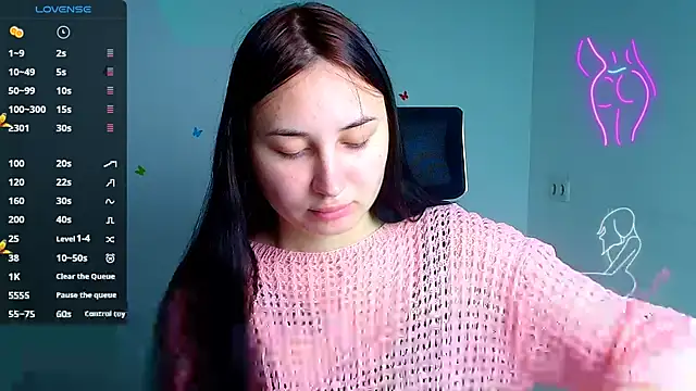 Jennifer Blum online show from 10/13/25, 05:07