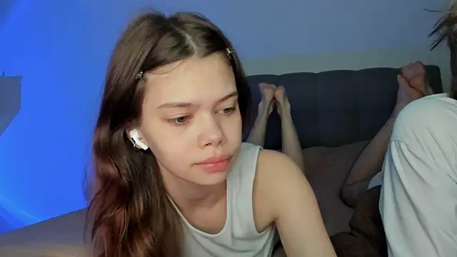 Snapshot of chansetolove chatting on 10/18/25, 04:15 chansetolove online show from 10/18/25, 04:15