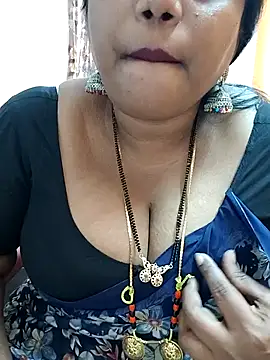 Snapshot of Swapna_143 chatting on 12/10/24, 05:50 Swapna 143 online show from 12/10/24, 05:50