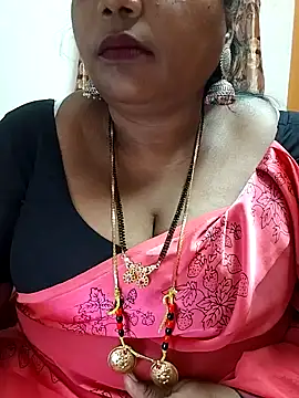 Snapshot of Swapna_143 chatting on 12/13/24, 04:49 Swapna 143 online show from 12/13/24, 04:49