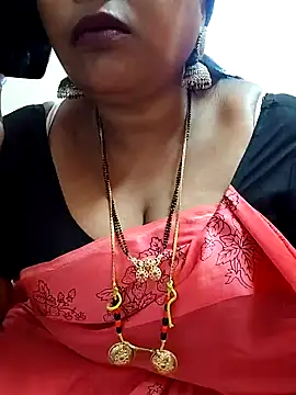 Snapshot of Swapna_143 chatting on 12/23/24, 05:28 Swapna 143 online show from 12/23/24, 05:28