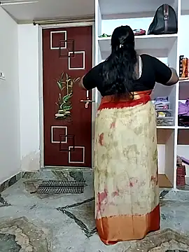 Snapshot of Swapna_143 chatting on 12/28/24, 04:41 Swapna 143 online show from 12/28/24, 04:41