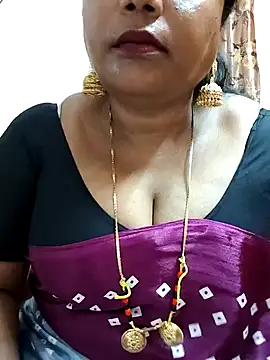 Snapshot of Swapna_143 chatting on 12/29/24, 04:40 Swapna 143 online show from 12/29/24, 04:40