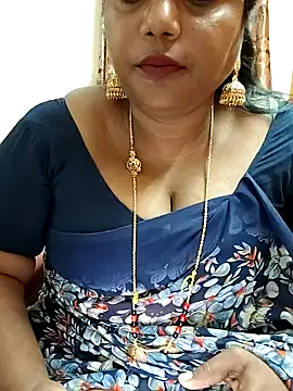 Snapshot of Swapna_143 chatting on 02/06/25, 04:36 Swapna 143 online show from 02/06/25, 04:36