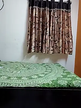 Snapshot of Swapna_143 chatting on 03/10/25, 05:39 Swapna 143 online show from 03/10/25, 05:39