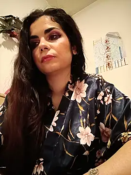 Snapshot of Saturnia_Yvonne chatting on 02/21/25, 11:10 Saturnia Yvonne online show from 02/21/25, 11:10