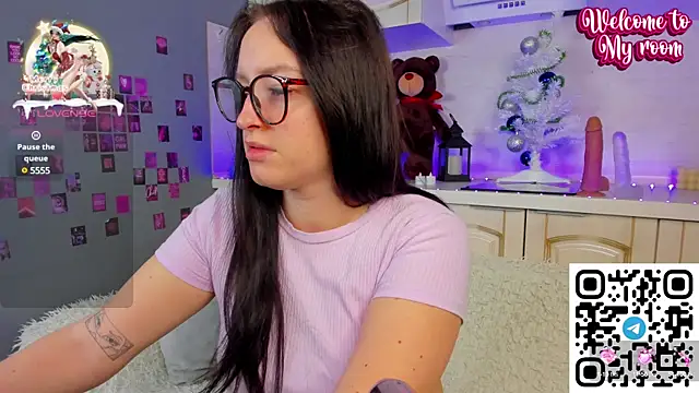 Kruela Eva online show from 12/30/24, 11:49