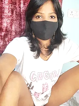 juhicpl143 online show from 10/20/25, 07:36