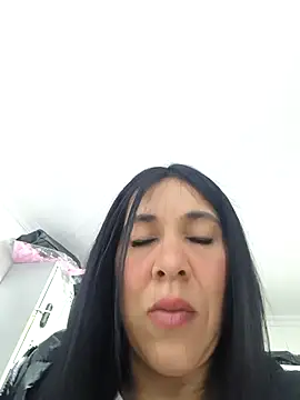 Snapshot of Camille_jhonson chatting on 10/31/25, 08:48 Camille jhonson online show from 10/31/25, 08:48