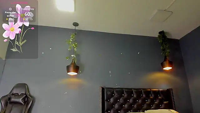 Hannah Miller   online show from 11/07/25, 05:13