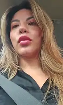 Karen San Miguel online show from 10/14/25, 06:31