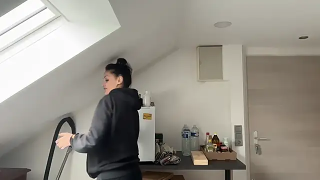 JeSuisUnTapin online show from 10/24/25, 11:06