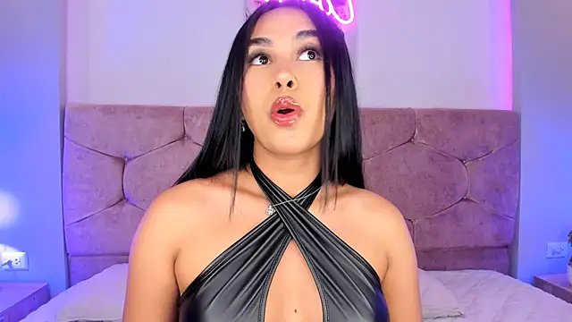 Snapshot of Cameliaa_Smiith chatting on 12/28/24, 03:37 Cameliaa Smiith online show from 12/28/24, 03:37