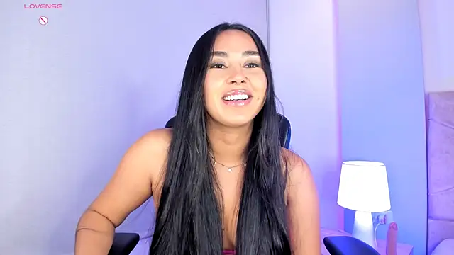 Snapshot of Cameliaa_Smiith chatting on 02/05/25, 09:57 Cameliaa Smiith online show from 02/05/25, 09:57