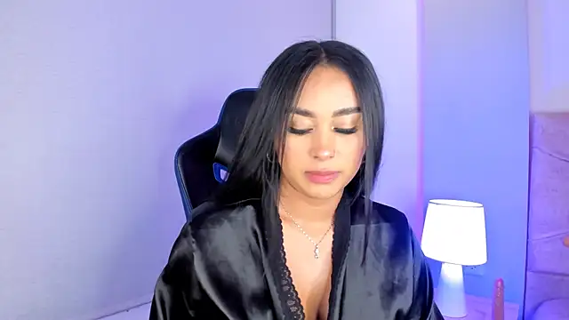 Snapshot of Cameliaa_Smiith chatting on 02/12/25, 08:59 Cameliaa Smiith online show from 02/12/25, 08:59