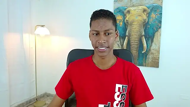 maiki18  online show from 10/18/25, 01:56