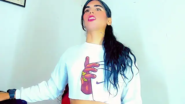 Snapshot of hannabigdirty chatting on 02/14/25, 03:22 hannabigdirty online show from 02/14/25, 03:22