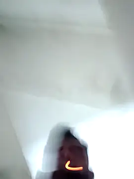 rayhan085 online show from 12/18/24, 08:53