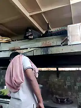 rayhan085 online show from 01/02/25, 11:31