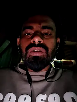 rayhan085 online show from 02/07/25, 05:18