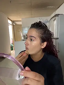 Snapshot of Ari_Baker chatting on 10/27/25, 06:12 Ari Baker online show from 10/27/25, 06:12