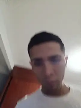 jperezofficial1 online show from 11/18/25, 04:39