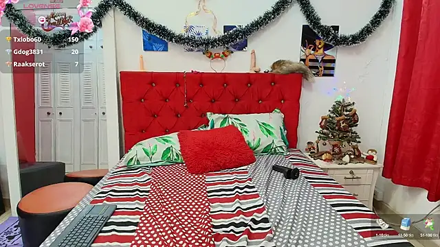 Snapshot of Roy_Luna chatting on 12/18/24, 04:17 Roy Luna online show from 12/18/24, 04:17