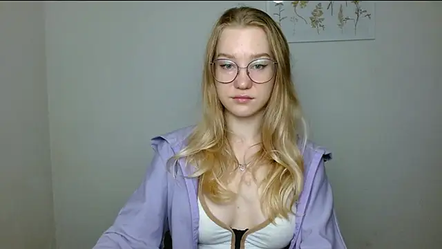 cindi hot online show from 10/08/25, 09:40