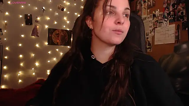 Saya sweet online show from 10/11/25, 09:35