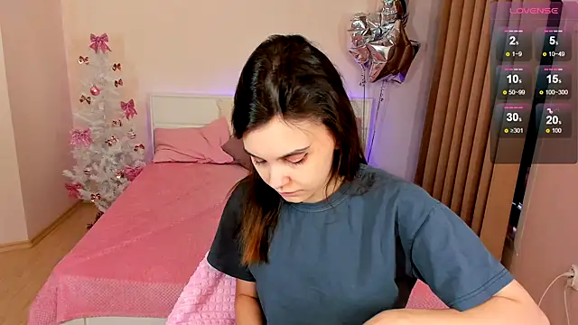 SusieMorris online show from 12/21/24, 05:14