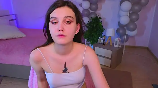 SusieMorris online show from 01/28/25, 08:14