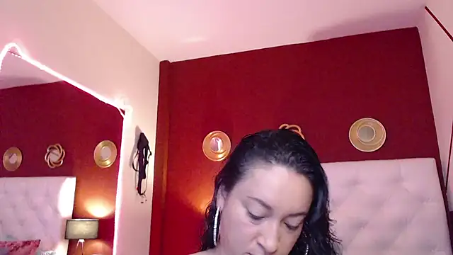 Snapshot of jessi_lovers chatting on 01/07/25, 04:27 jessi lovers online show from 01/07/25, 04:27