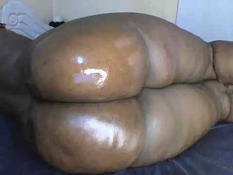 Snapshot of Gorgeous_ass20 chatting on 10/16/25, 11:50 Gorgeous ass20 online show from 10/16/25, 11:50