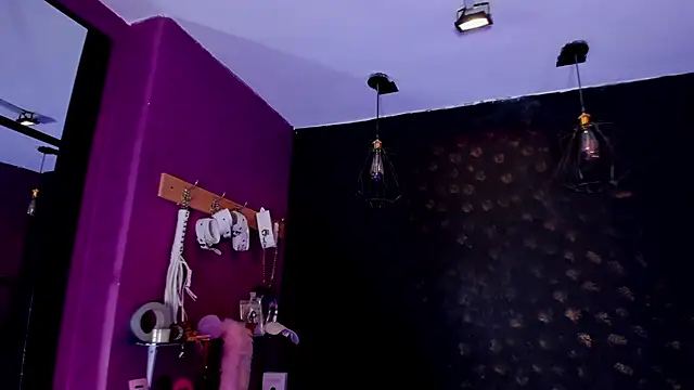 Snapshot of Alexa_Slave chatting on 11/07/25, 09:26 Alexa Slave online show from 11/07/25, 09:26