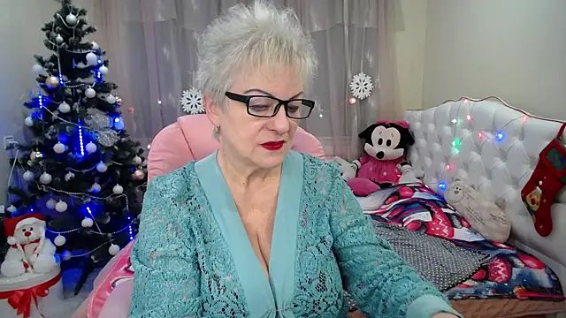 KayleSmoll online show from 01/03/25, 10:19