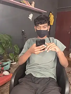 richardjames95 online show from 11/19/25, 06:41