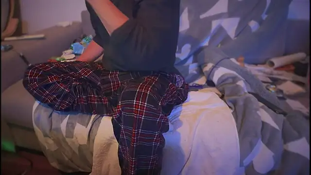 Snapshot of swissMen_DE chatting on 12/15/24, 04:29 swissMen DE online show from 12/15/24, 04:29