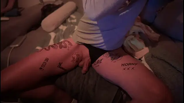 Snapshot of swissMen_DE chatting on 12/17/24, 07:18 swissMen DE online show from 12/17/24, 07:18