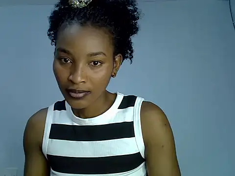 Snapshot of cute-alexis chatting on 09/15/25, 11:32 cute-alexis online show from 09/15/25, 11:32