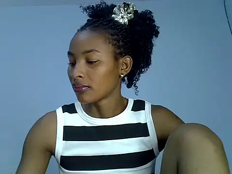 Snapshot of cute-alexis chatting on 09/16/25, 08:37 cute-alexis online show from 09/16/25, 08:37