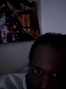 Snapshot of goodboybaddaddy chatting on 01/04/25, 08:06 goodboybaddaddy online show from 01/04/25, 08:06