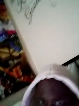 Snapshot of goodboybaddaddy chatting on 01/05/25, 01:58 goodboybaddaddy online show from 01/05/25, 01:58