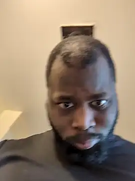 Snapshot of goodboybaddaddy chatting on 01/25/25, 08:31 goodboybaddaddy online show from 01/25/25, 08:31