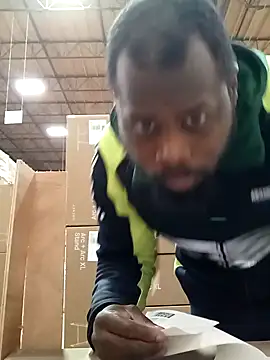 Snapshot of goodboybaddaddy chatting on 02/06/25, 07:40 goodboybaddaddy online show from 02/06/25, 07:40