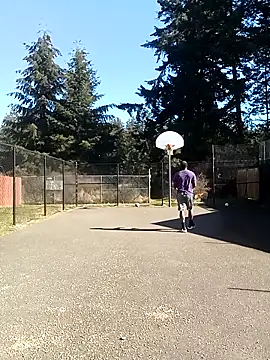 Snapshot of goodboybaddaddy chatting on 03/01/25, 09:04 goodboybaddaddy online show from 03/01/25, 09:04