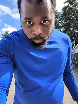 Snapshot of goodboybaddaddy chatting on 09/25/25, 07:17 goodboybaddaddy online show from 09/25/25, 07:17